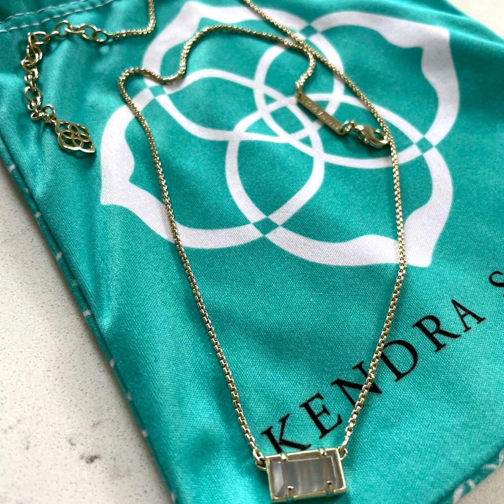 Kendra Scott Necklace
